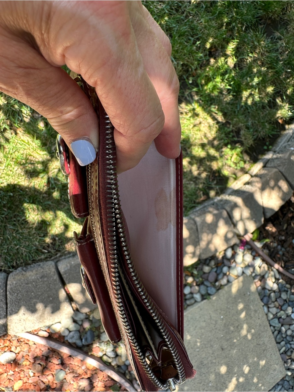 Marc Jacobs Burgundy Leather Wallet Clutch with Front Pockets - Picture 12 of 13